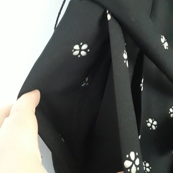 Vince Camuto Ditsy Short Sleeve Wide Leg Jumpsuit - Picture 10 of 16